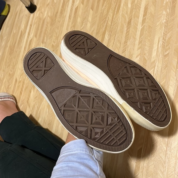 Converse - Picture 4 of 5